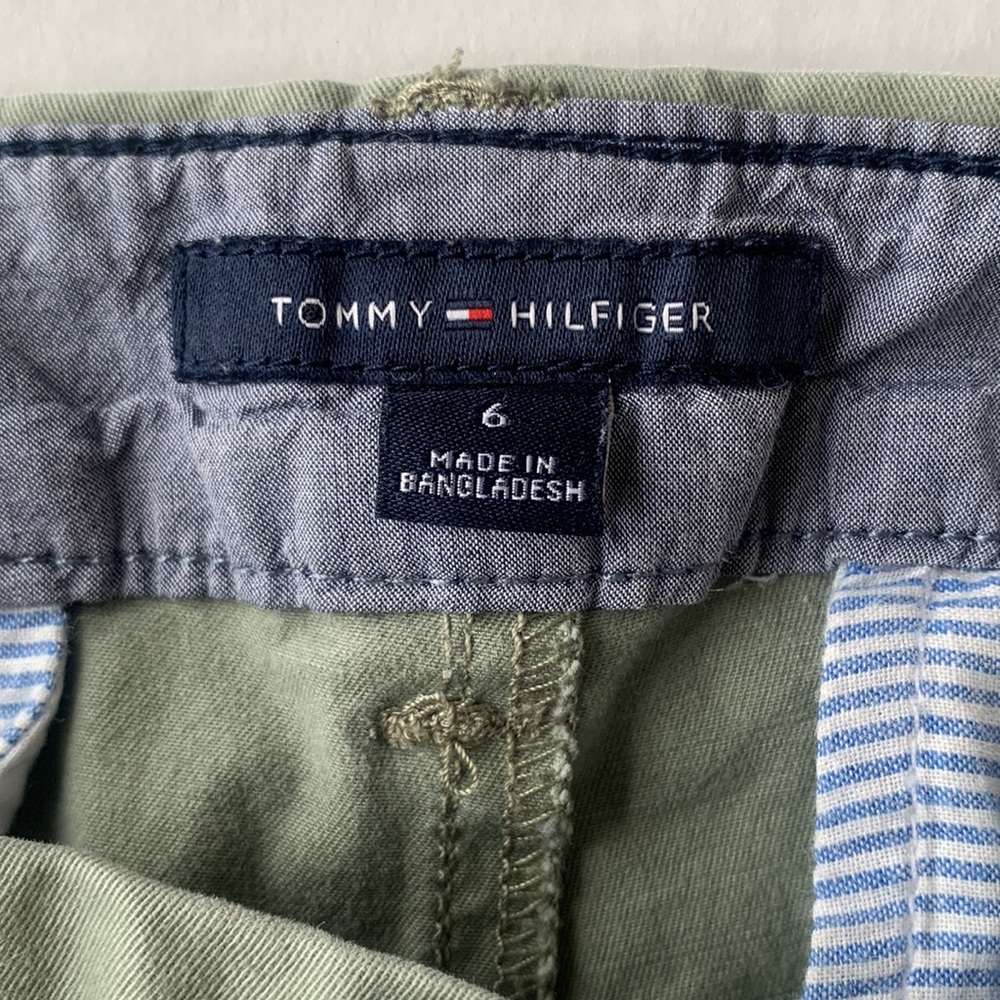 Tommy Hilfiger Camo Green Cuffed Straight‑Leg Chino Pants Women’s Size 8 - Picture 9 of 15